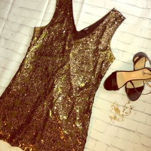 Gold sequence mini cocktail 👗 dress